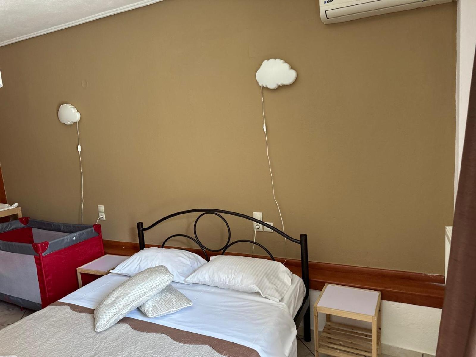 Luxury City Center Apartment Kalambaka Exterior photo